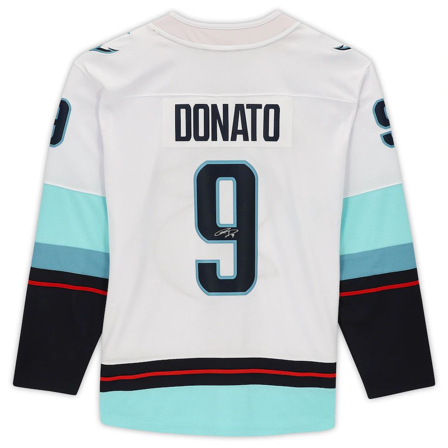 S.Kraken #9 Ryan Donato Fanatics Authentic Autographed with Inaugural Season Patch White Stitched American Hockey Jerseys
